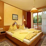 Apartment Gastehaus Karoline