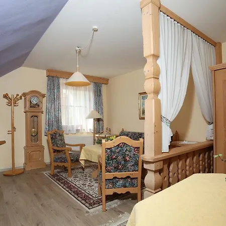 Gaestehaus Karoline Daire *
