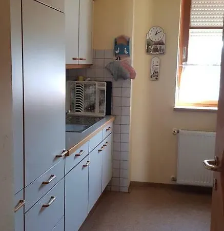 Gaestehaus Karoline Apartamento *