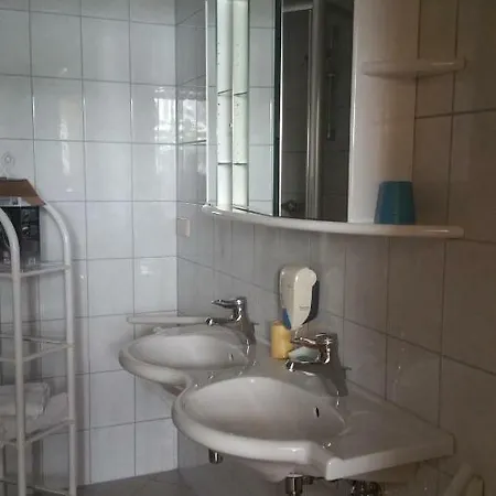Apartamento Gaestehaus Karoline *