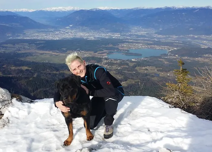 Gaestehaus Karoline *