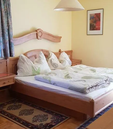 Gaestehaus Karoline Apartament Oberaichwald (Carinthia)