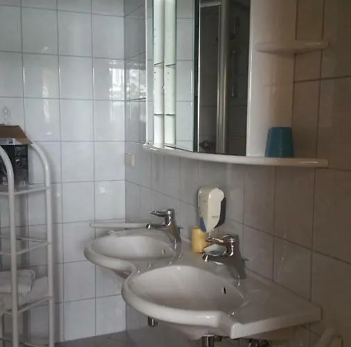 Apartament Gaestehaus Karoline *